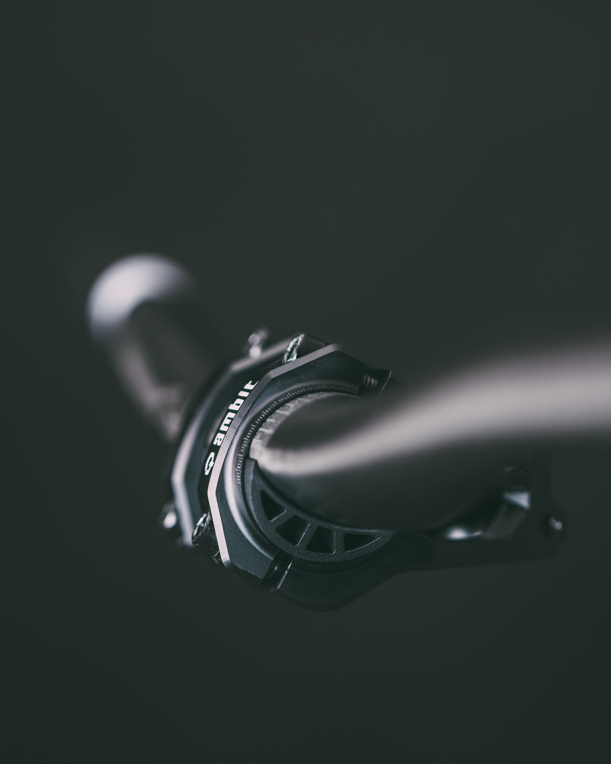 Ambit Handlebar Gravity Control Gc Enduro 35mm, 25mm Rise Black
