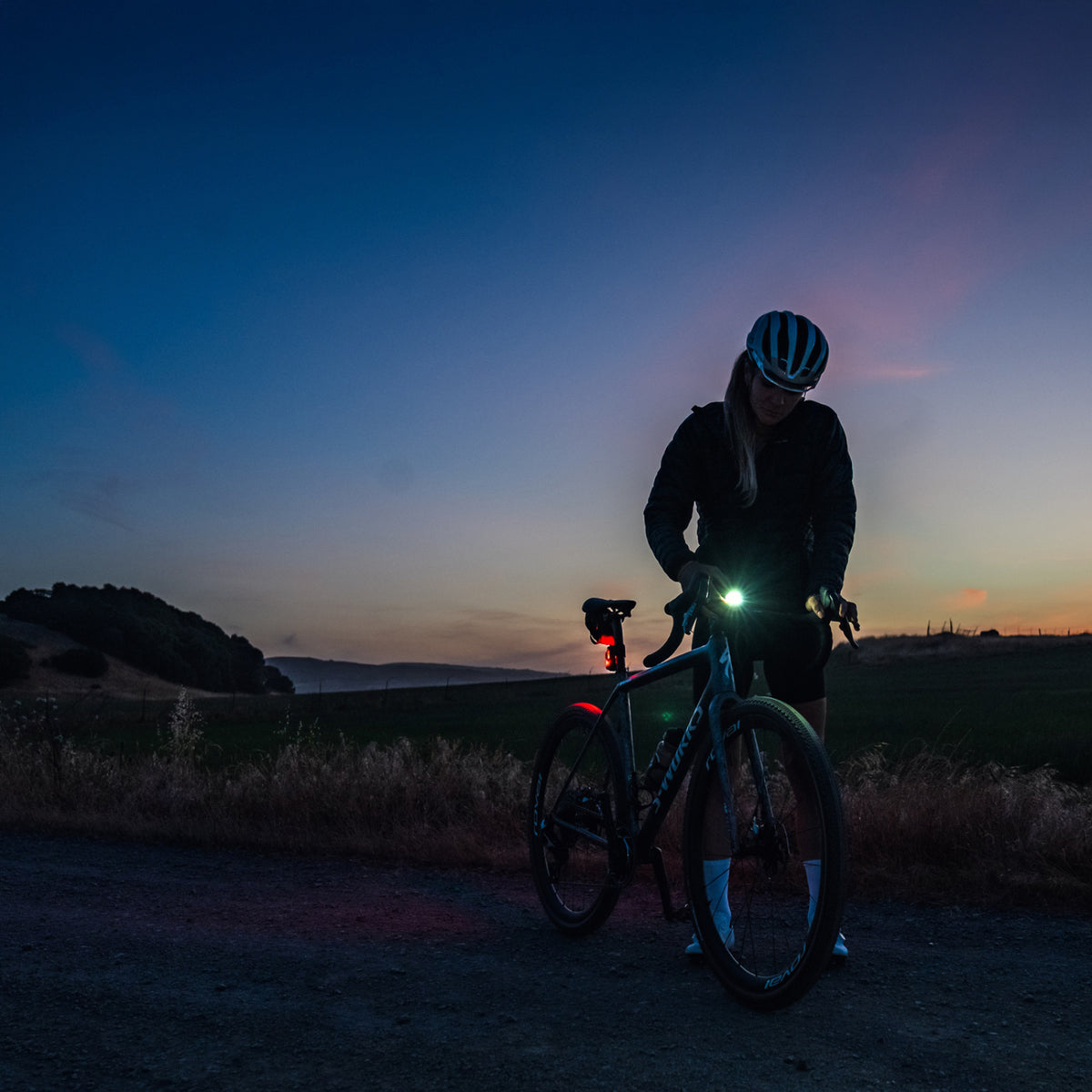 Lezyne Radar React System Front+rea Vehicle Detection Radar System 1000 Lumen Front, 250 Lumen Rear, Y