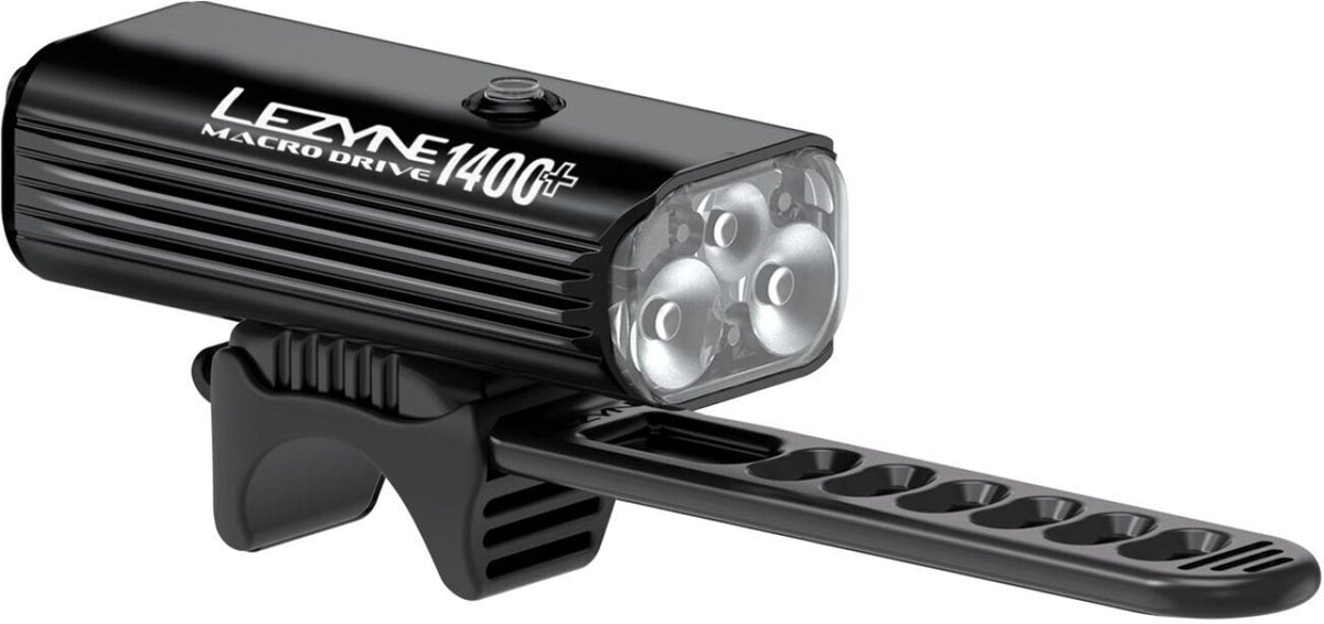 Luz delantera Macro Drive 1400+ Loaded 1400 Lúmenes Recargable USB-C Negro Satinado