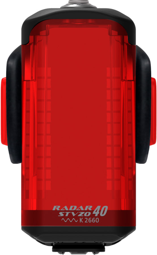Luz trasera de radar Lezyne StVZO Detección de vehículos, 100 lúmenes BT, ANT+, Compat. App/GPS, USB-C, Y19