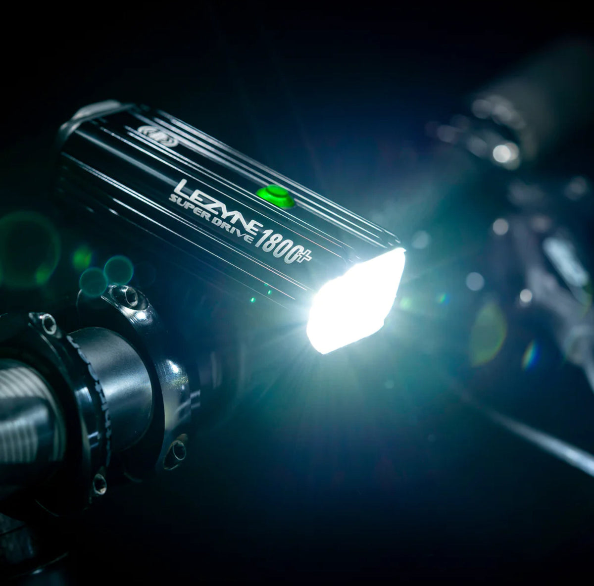 Kit cargado inteligente Super Drive 1800+ Luz delantera Super Drive 1800+, KTV Pro Smart Negra