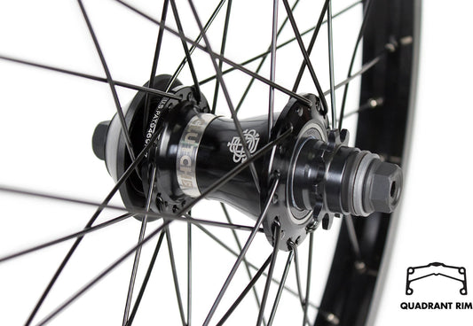 Rueda trasera Quadrant/Clutch V2 LHD 36 H negra
